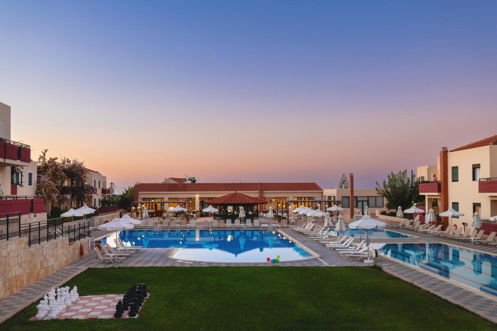 Kambos Village Agia Marina  Exterior photo